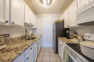 262 Main St, Little Falls Township, NJ 07424 - Photo 18