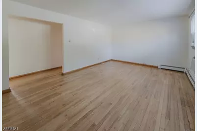 40 Stuyvesant Ave #7, Lyndhurst Township, NJ 07071 - Photo 6