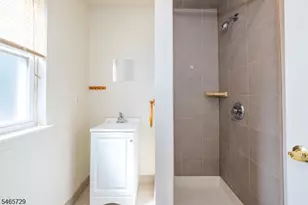 77 Lafayette Ave, Passaic, NJ 07055 - Photo 14