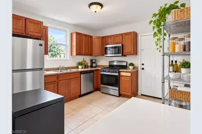 225 Chadwick Ave, Newark, NJ 07108 - Photo 2