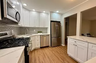 329 Penns Way, Bernards Township, NJ 07920 - Photo 4