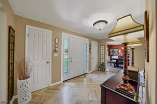 8 Elm Ct, Washington Township, NJ 07853 - Photo 6