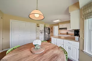 8 Elm Ct, Washington Township, NJ 07853 - Photo 12