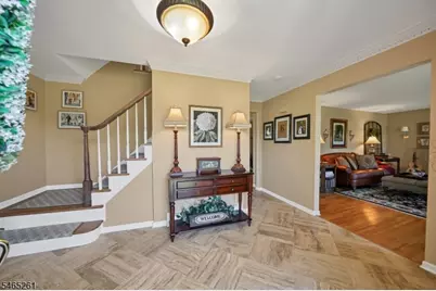8 Elm Ct, Washington Township, NJ 07853 - Photo 2