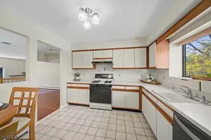 4 Patriot Crossing Ct, Rockaway Township, NJ 07866 - Photo 16