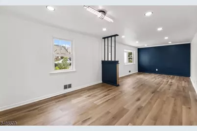 74 Sherwood St, Clifton, NJ 07013 - Photo 2