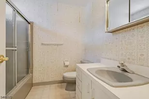 236 Lurline Dr, Bernards Township, NJ 07920 - Photo 24