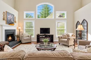 4 Bluffs Ct, Hamburg, NJ 07419 - Photo 4