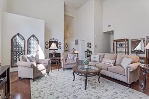 4 Bluffs Ct, Hamburg, NJ 07419 - Photo 6