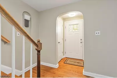 16 Hillside Pl, Cranford Township, NJ 07016 - Photo 2
