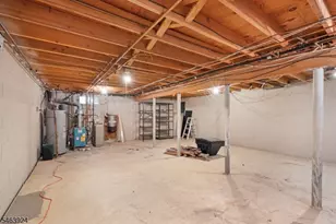 106 Stockton Ct, Parsippany, NJ 07950 - Photo 26