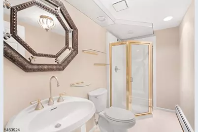 106 Stockton Ct, Parsippany, NJ 07950 - Photo 14