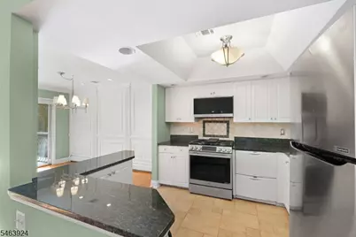 106 Stockton Ct, Parsippany, NJ 07950 - Photo 10