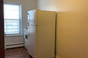 16 Roosevelt Pl, Montclair, NJ 07042 - Photo 2