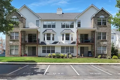 810 Plymouth Rd, North Brunswick Township, NJ 08902 - Photo 2