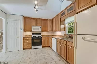 51 Whippoorwill Ln, Sparta Township, NJ 07871 - Photo 8