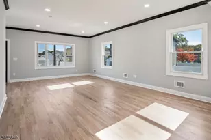 31 Bogert St, Totowa, NJ 07512 - Photo 10
