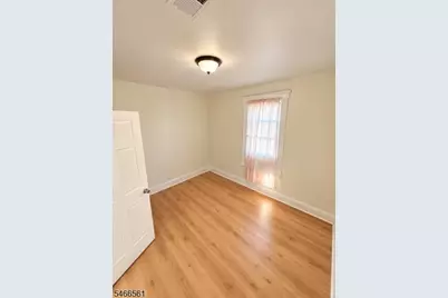 1070 Julia St, Elizabeth, NJ 07201 - Photo 4