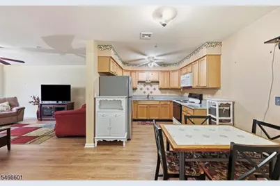 714 Cannella Way #714, Riverdale, NJ 07457 - Photo 4