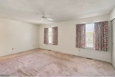702 Brokaw Ct, Bridgewater, NJ 08807 - Photo 18