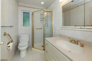 10 Fernwood Dr, Fair Lawn, NJ 07410 - Photo 16