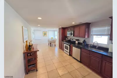 190 Stevens Ave #1, Cedar Grove, NJ 07009 - Photo 4