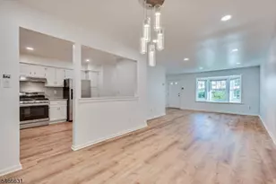 3302 Stonehedge Rd, Edison, NJ 08820 - Photo 16
