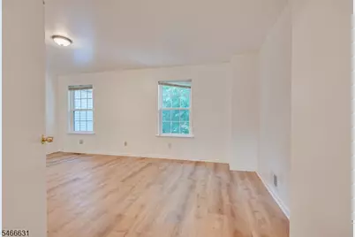 3302 Stonehedge Rd, Edison, NJ 08820 - Photo 24