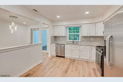 3302 Stonehedge Rd, Edison, NJ 08820 - Photo 18