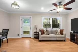 645 Ridgedale Ave, East Hanover Township, NJ 07936 - Photo 4