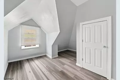 27 Richelieu Ter, Newark, NJ 07106 - Photo 20