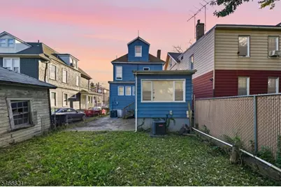 27 Richelieu Ter, Newark, NJ 07106 - Photo 18