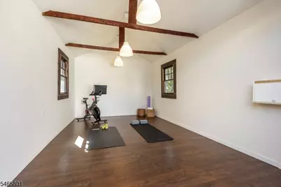 15 Euclid Pl, Montclair, NJ 07042 - Photo 36