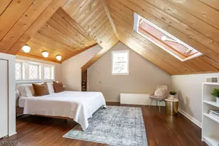 15 Euclid Pl, Montclair, NJ 07042 - Photo 24