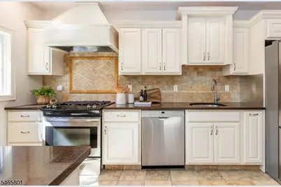 15 Euclid Pl, Montclair, NJ 07042 - Photo 14