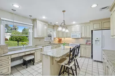 351 Old Tote Rd, Mountainside, NJ 07092 - Photo 8