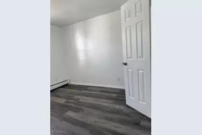 77 Center St #10, Clifton, NJ 07011 - Photo 6