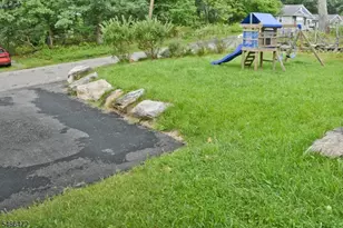 117 Vermont Trail, Hopatcong, NJ 07843 - Photo 14