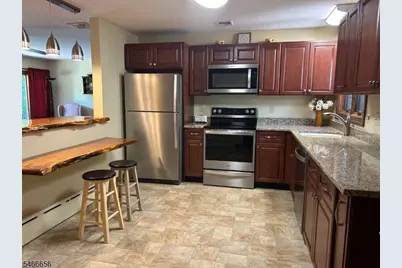 411 Sussex St, Pohatcong Township, NJ 08865 - Photo 4