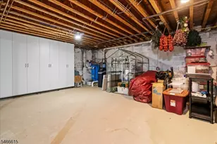 13 E Hidden Valley Ct, Andover Township, NJ 07821 - Photo 36