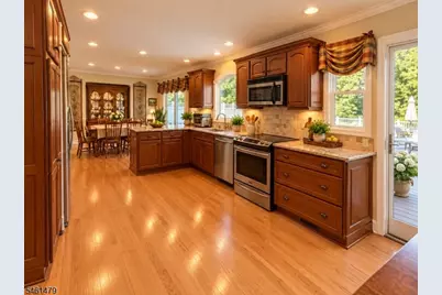127 Mountainview Rd, Warren Township, NJ 07059 - Photo 8