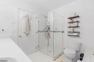 607 Patricia Cir, Greenwich Township, NJ 08886 - Photo 16