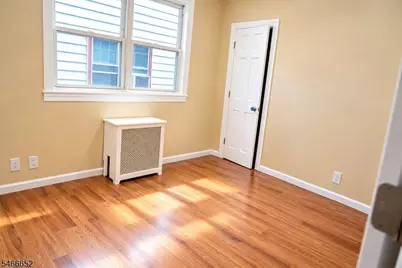 111 Brook Ave, Passaic, NJ 07055 - Photo 12