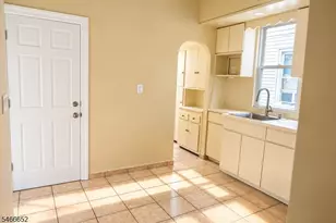111 Brook Ave, Passaic, NJ 07055 - Photo 10