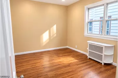 111 Brook Ave, Passaic, NJ 07055 - Photo 8