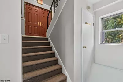 114 Old Bloomfield Ave, Parsippany, NJ 07054 - Photo 4