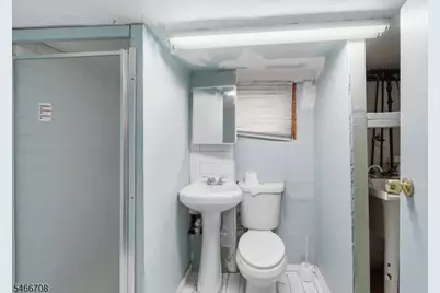 33 Fairbanks St, Hillside, NJ 07205 - Photo 14