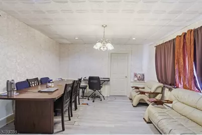 33 Fairbanks St, Hillside, NJ 07205 - Photo 4