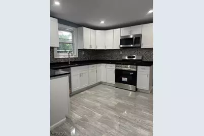 80 Valley Rd #1, Montclair, NJ 07042 - Photo 2