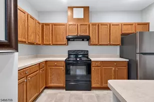 504 Altra Rd, Raritan Township, NJ 08822 - Photo 8